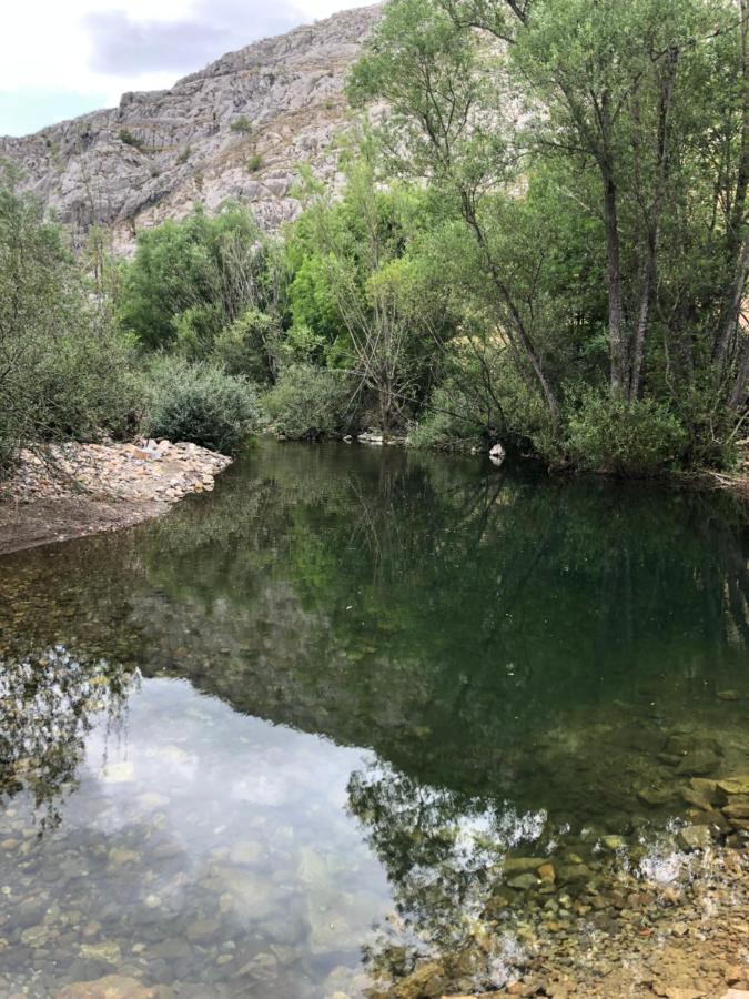 Lugueros Hotel Rural Los Arguellos מראה חיצוני תמונה